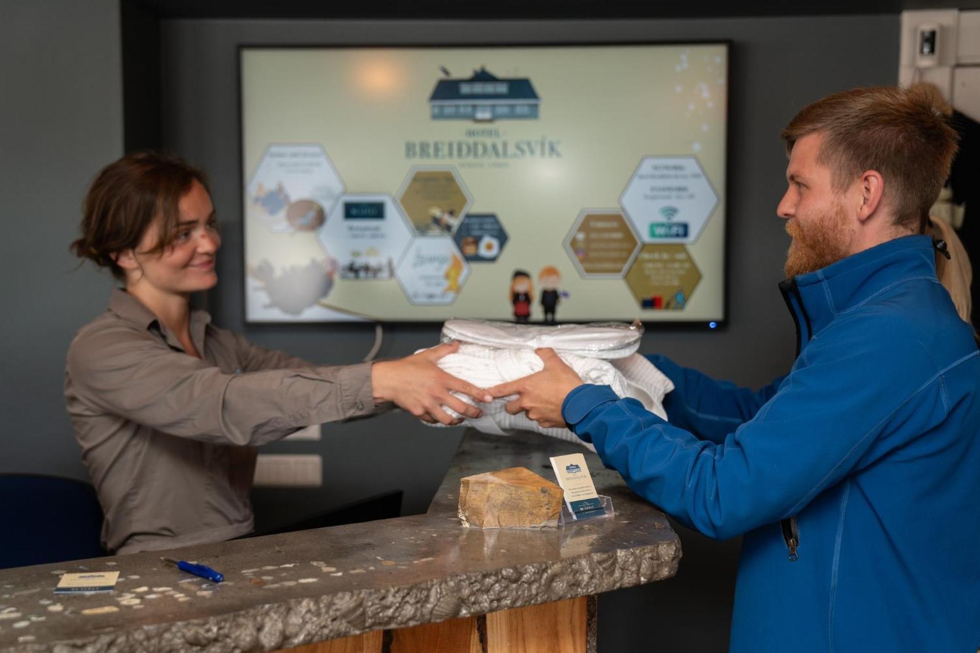 Hotel Breiddalsvik ภายนอก รูปภาพ